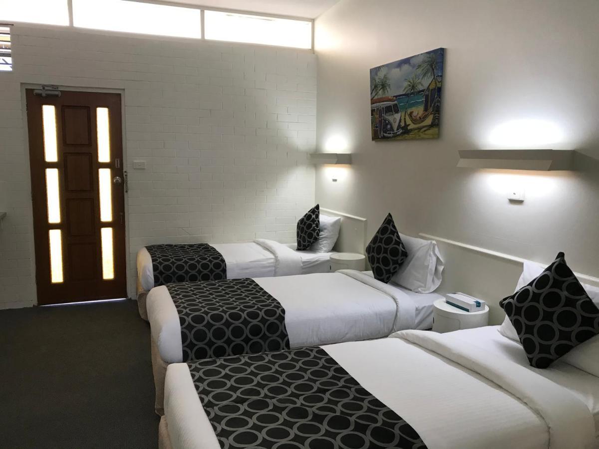 Coffs Shearwater Motel คอฟฟ์ฮาร์เบอร์ ภายนอก รูปภาพ