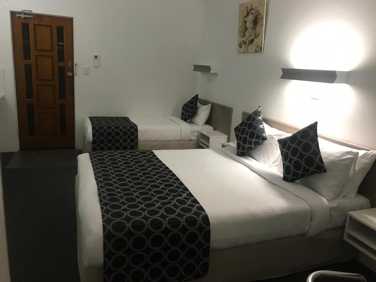 Coffs Shearwater Motel คอฟฟ์ฮาร์เบอร์ ภายนอก รูปภาพ