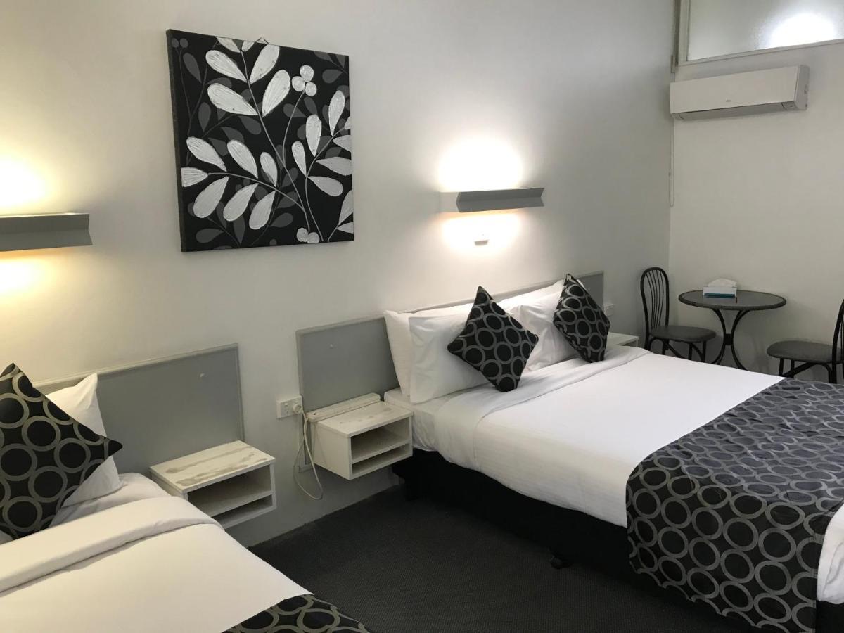 Coffs Shearwater Motel คอฟฟ์ฮาร์เบอร์ ภายนอก รูปภาพ