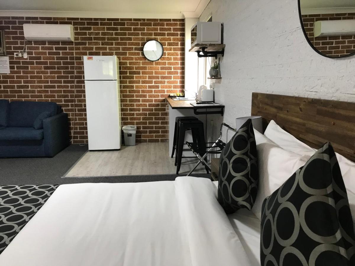Coffs Shearwater Motel คอฟฟ์ฮาร์เบอร์ ภายนอก รูปภาพ