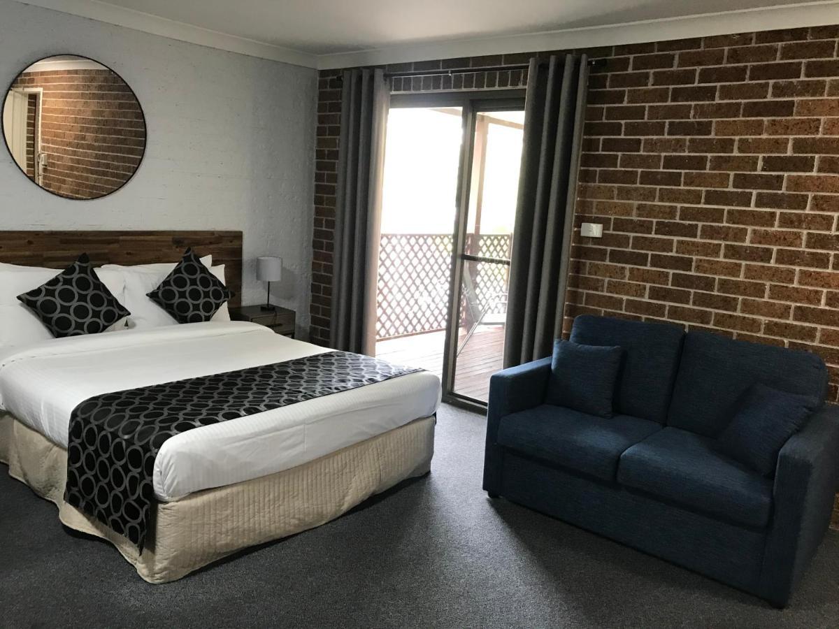 Coffs Shearwater Motel คอฟฟ์ฮาร์เบอร์ ภายนอก รูปภาพ