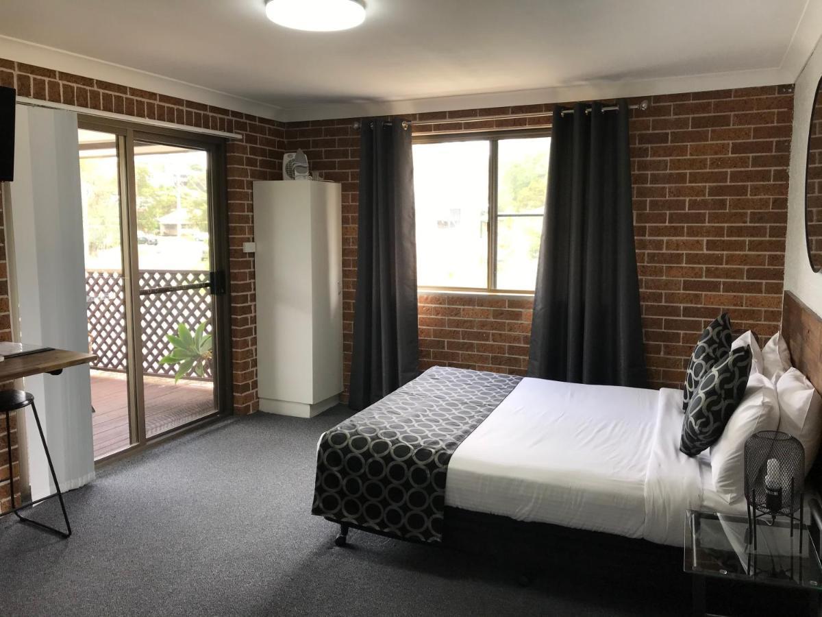 Coffs Shearwater Motel คอฟฟ์ฮาร์เบอร์ ภายนอก รูปภาพ