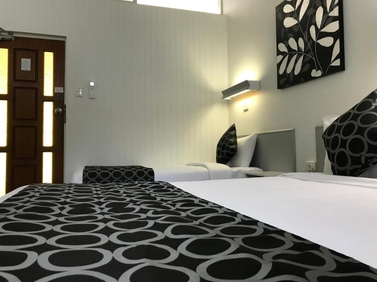 Coffs Shearwater Motel คอฟฟ์ฮาร์เบอร์ ภายนอก รูปภาพ