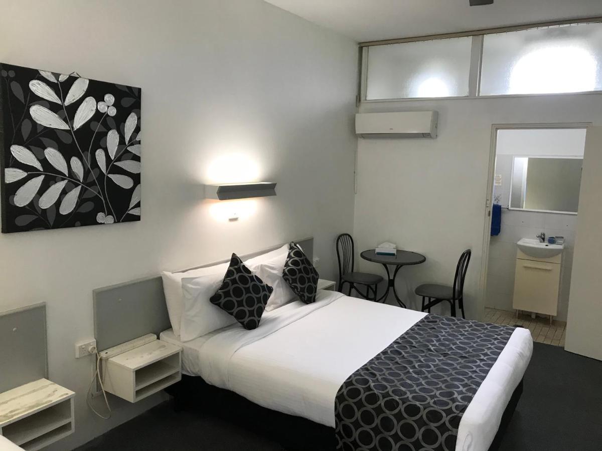 Coffs Shearwater Motel คอฟฟ์ฮาร์เบอร์ ภายนอก รูปภาพ