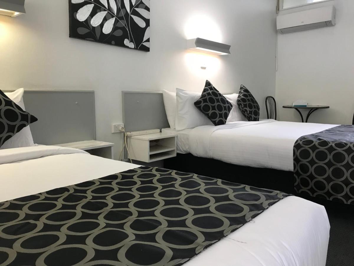 Coffs Shearwater Motel คอฟฟ์ฮาร์เบอร์ ภายนอก รูปภาพ