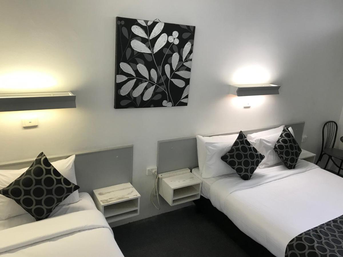 Coffs Shearwater Motel คอฟฟ์ฮาร์เบอร์ ภายนอก รูปภาพ