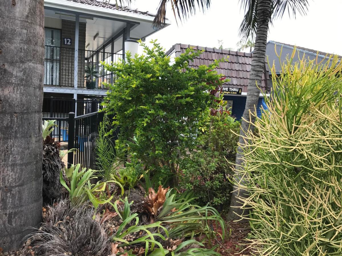 Coffs Shearwater Motel คอฟฟ์ฮาร์เบอร์ ภายนอก รูปภาพ