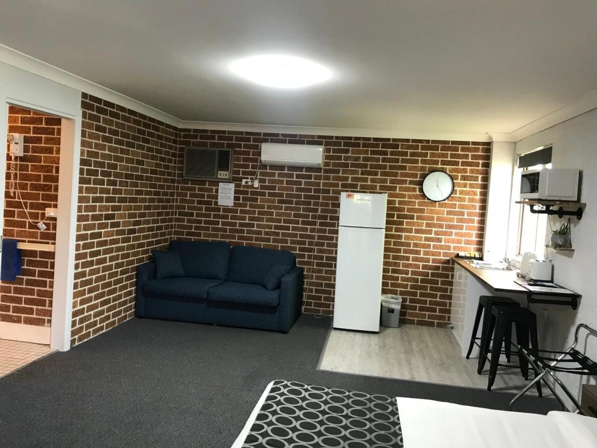 Coffs Shearwater Motel คอฟฟ์ฮาร์เบอร์ ภายนอก รูปภาพ