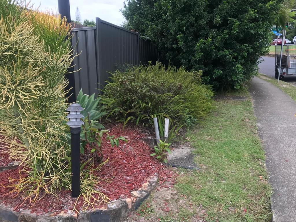 Coffs Shearwater Motel คอฟฟ์ฮาร์เบอร์ ภายนอก รูปภาพ